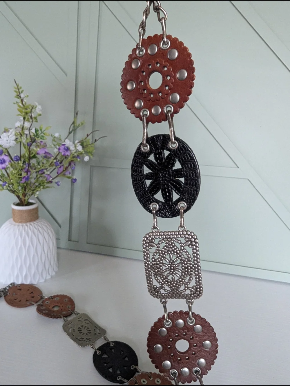 Fossil Brown Suede Cutout Leather Link Belt - Picture 3 of 8